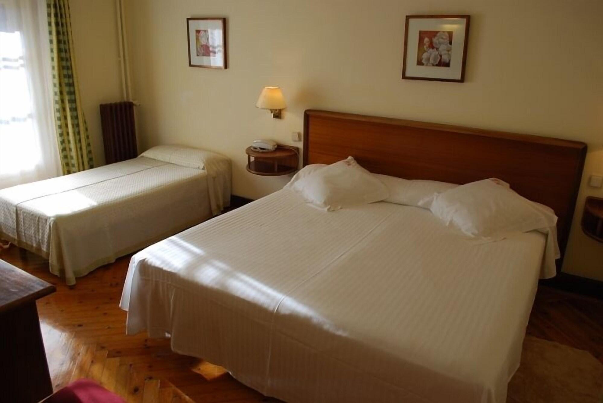 Hotel Adsera La Molina  Ngoại thất bức ảnh