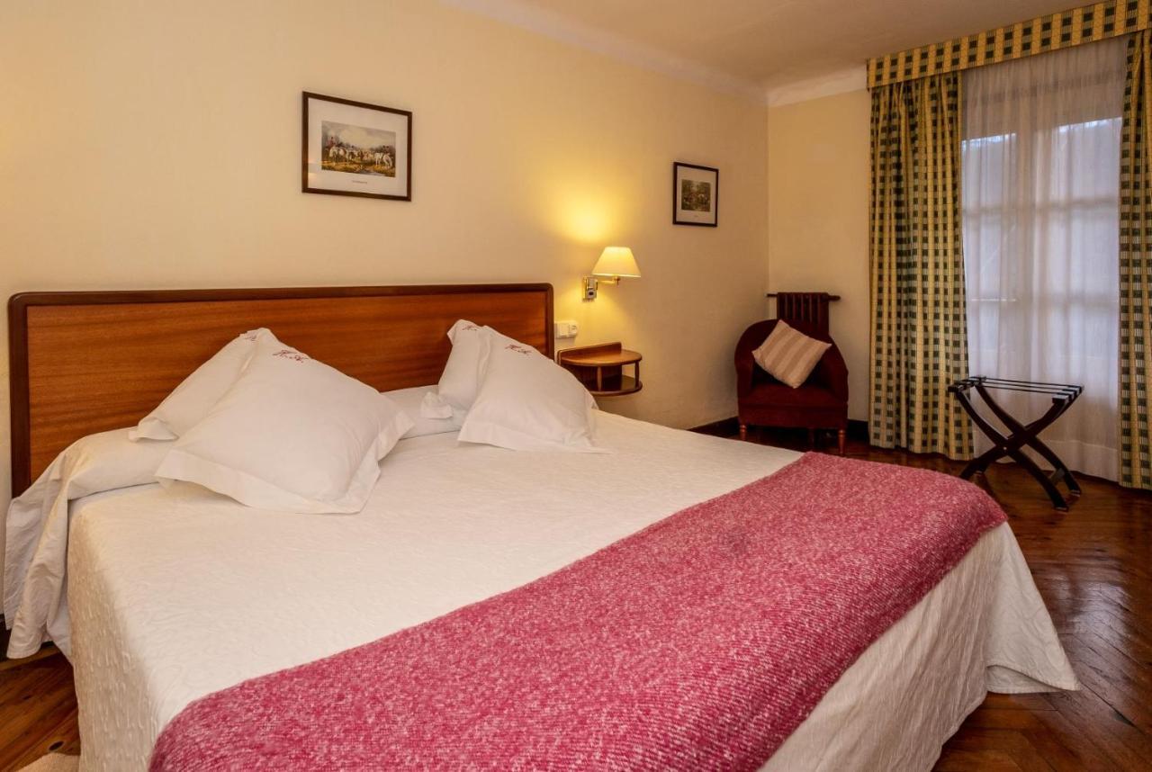 Hotel Adsera La Molina  Ngoại thất bức ảnh